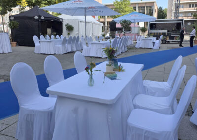 European-summer-lounge-ihk-2026-dekoration05